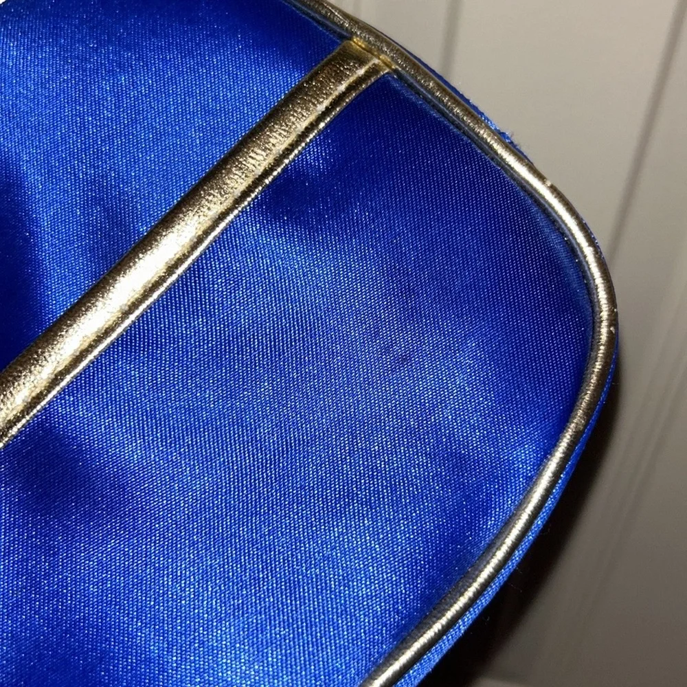 makeup purse